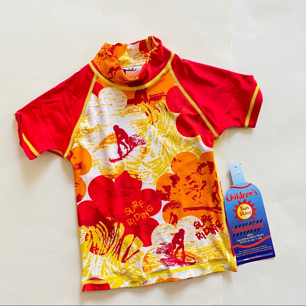 NWT Sun Skinz  flame Short sleeve RashGuard Swim
